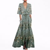 Valentina | Elegáns mély dekoltázsú maxi ruha