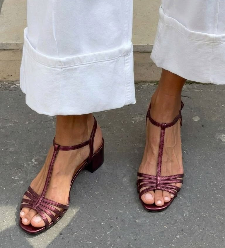 Aletta | Arany Szandál Hétköznapi Elegancia