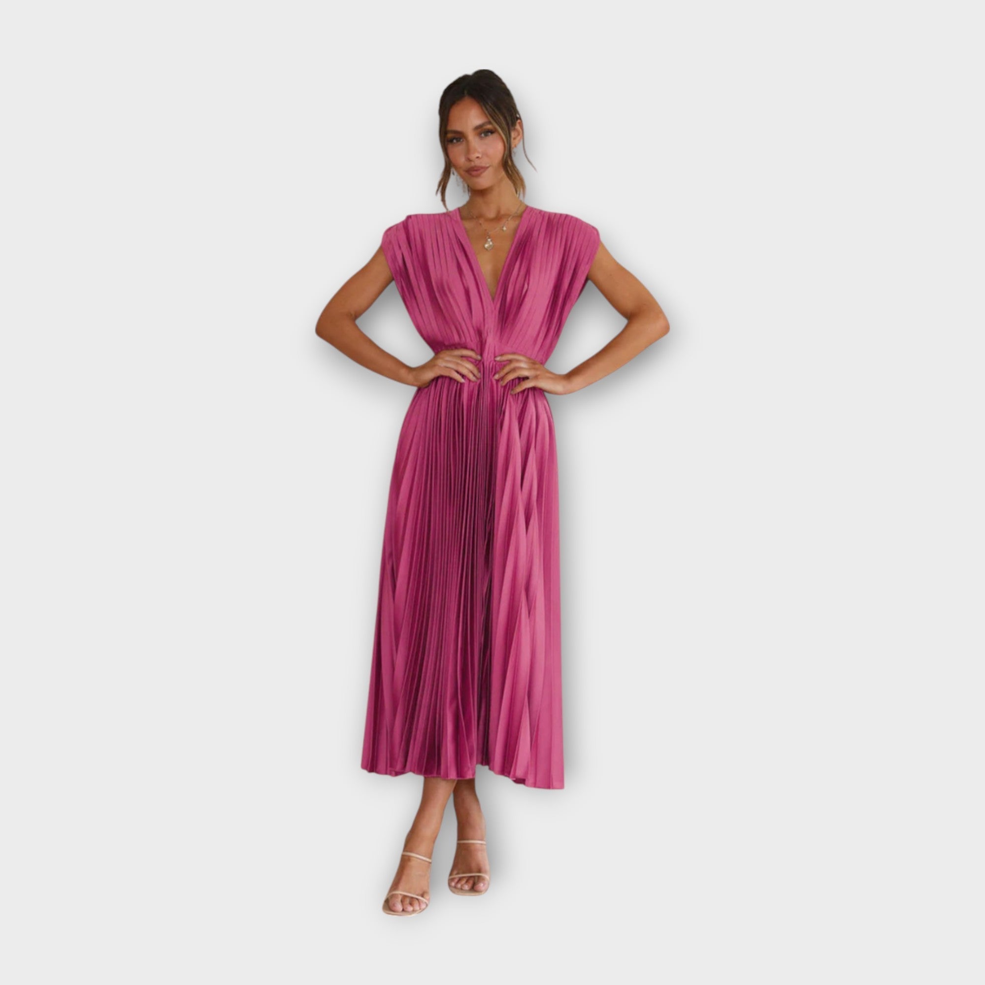 Sára | Lila pliszírozott elegáns ruha