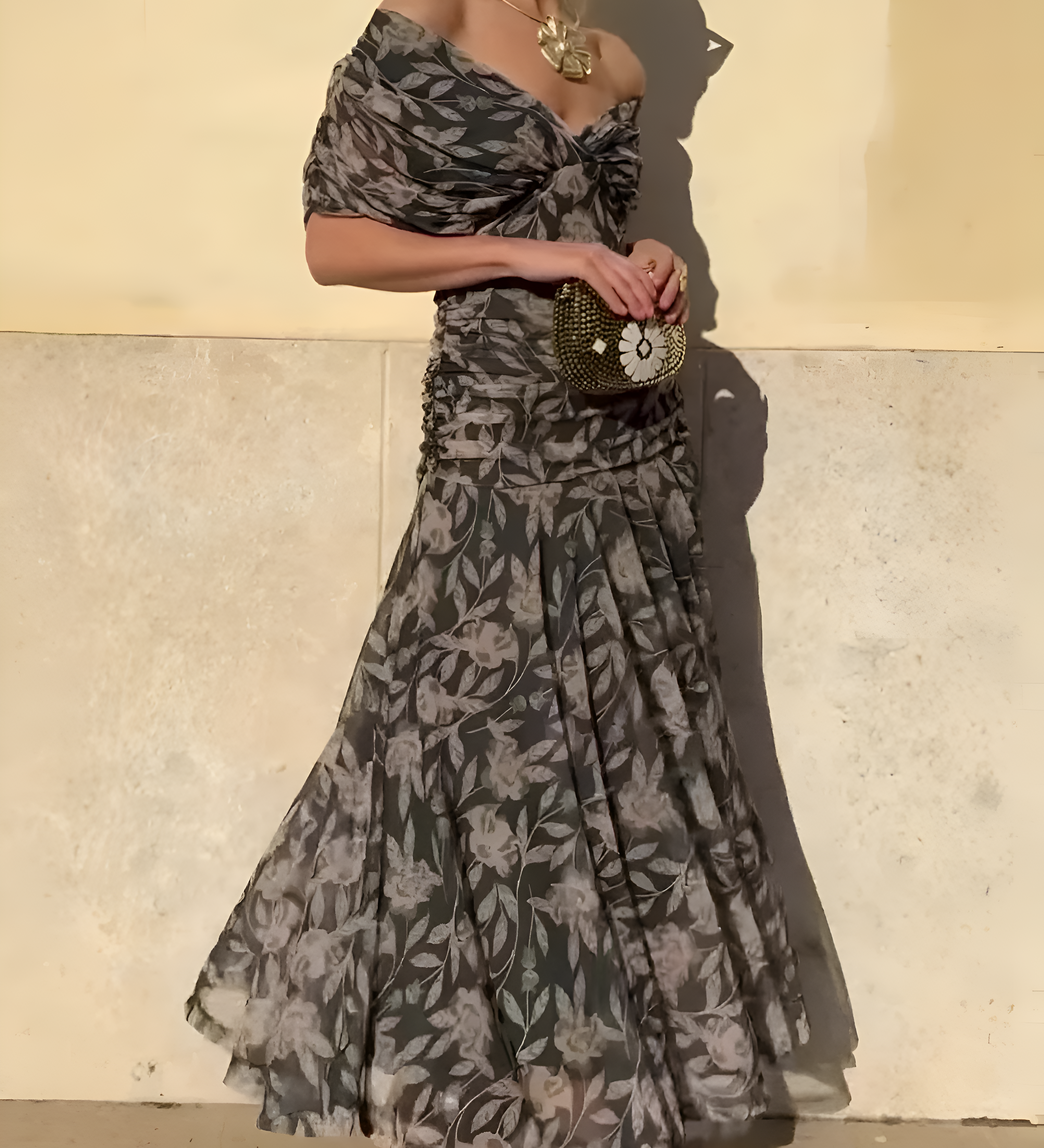 Flora Elegance™ | A ruha, ami ünnepli nőiességed