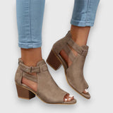 Nadine | Vastag sarkú elegáns szandál