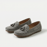 Nadine – Klasszikus Loafer Bojtdísszel