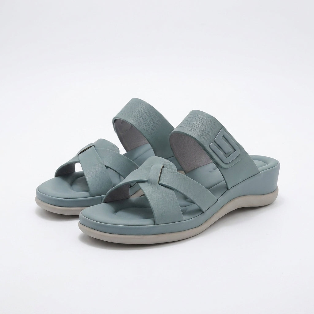 Iris – Kényelmes Nyári Slipper Modern Dizájnnal